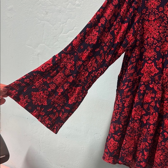 Torrid Red and Black Relaxed Tie Front Blouse #64 - Picture 6 of 8